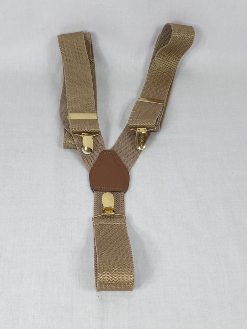 Pelican USA Men's Beige Elastic Suspenders with Gold Hardware and Leather Patch